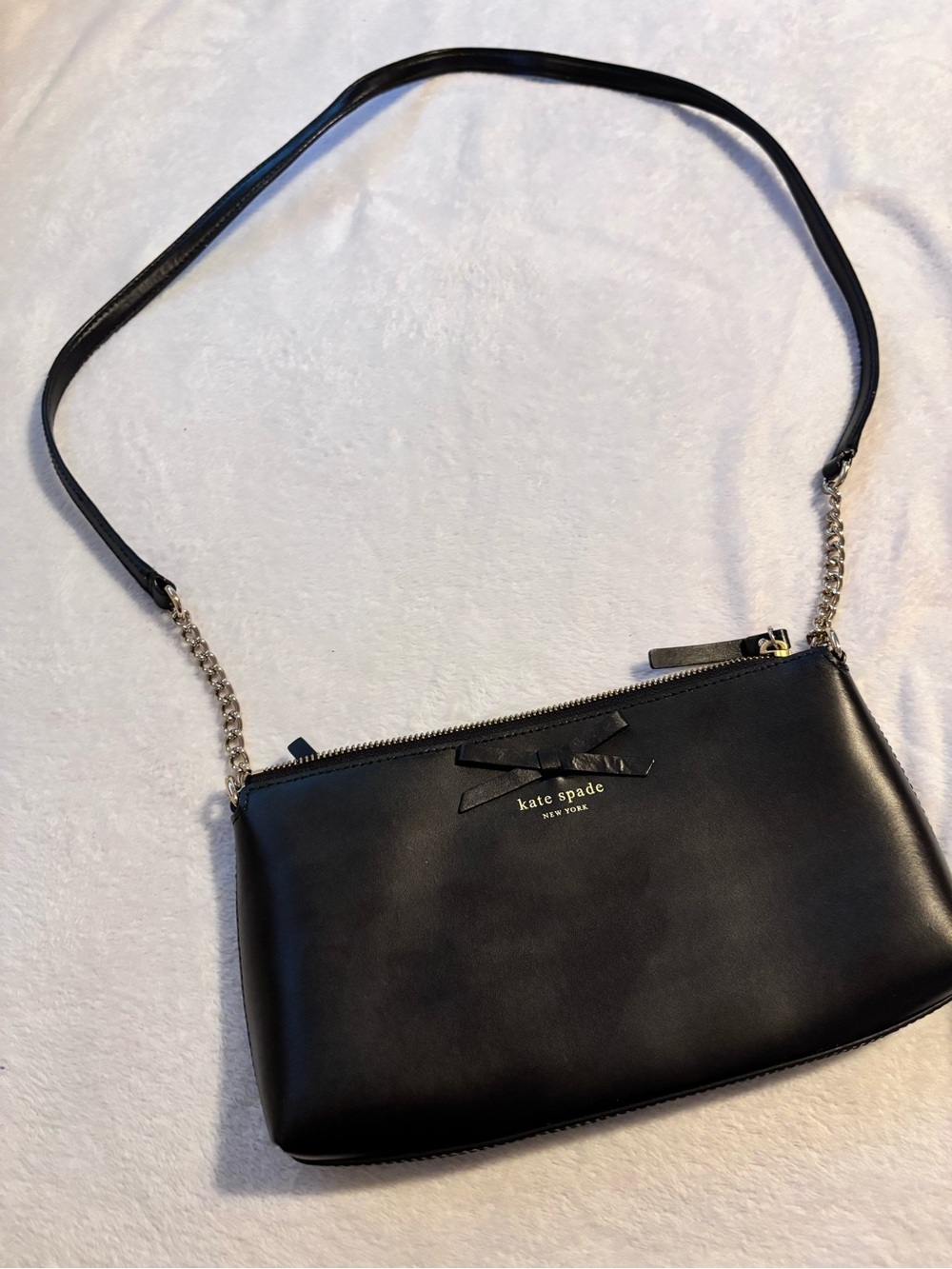 kate spade black leather crossbody with bow and gold hardware - Picture 2 of 13